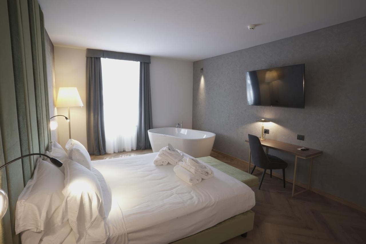 Palazzo Santo Spirito Hotel แบร์กาโม ภายนอก รูปภาพ